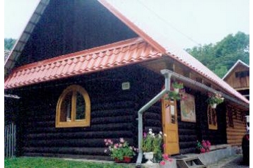 Eslovaquia Chata Horná Mariková, Exterior